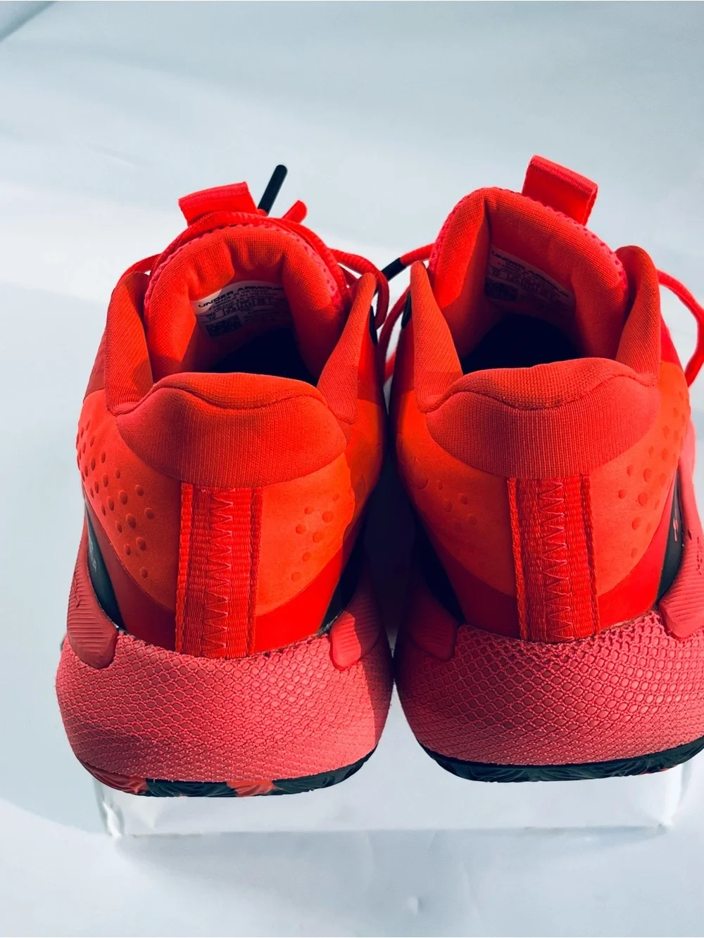 Under Armour Hovr bright neon